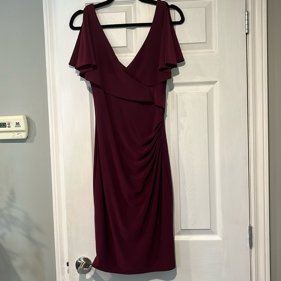 Le Chateau dress - Picture 1 of 4